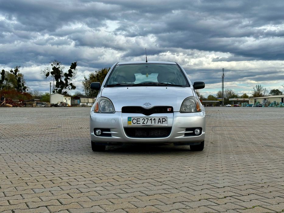 2001 Toyota Yaris