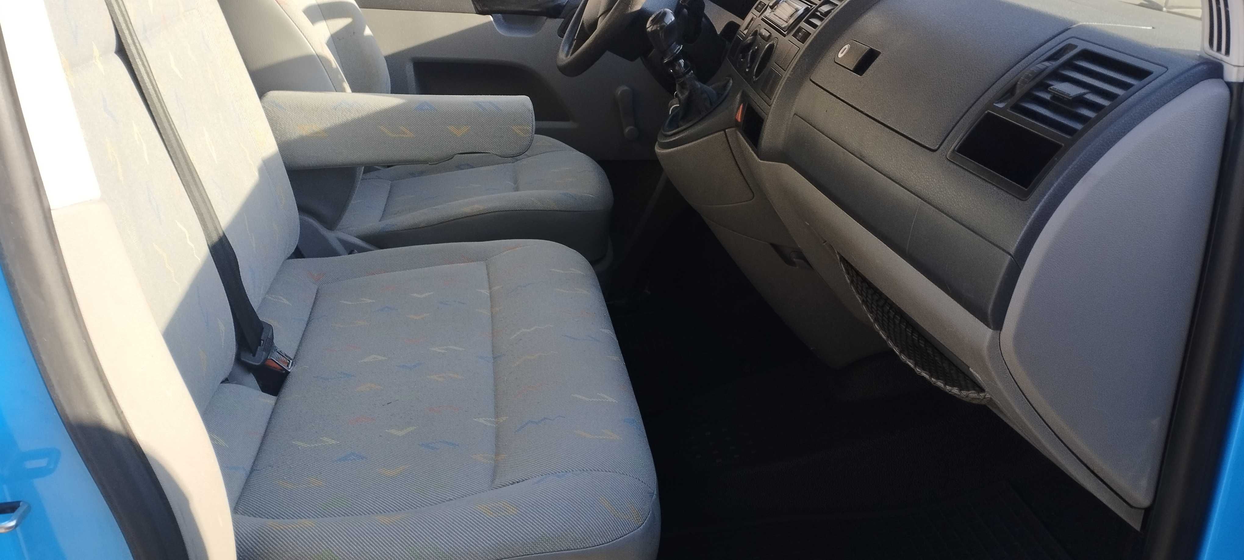 Продам автомобіль Volkswagen T5 пасажир.+380666200161