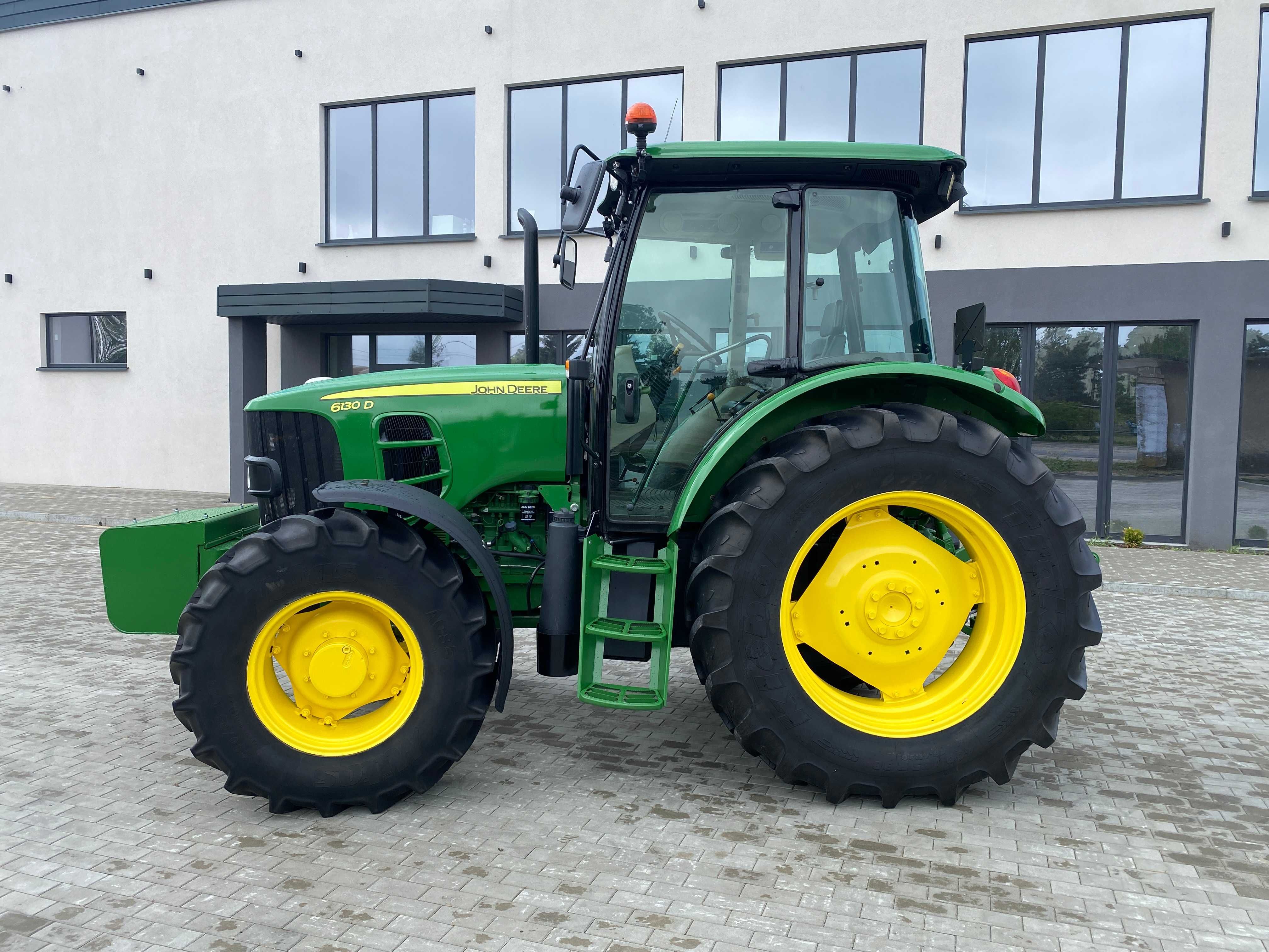 Трактор John Deere 6130 D 130к.с