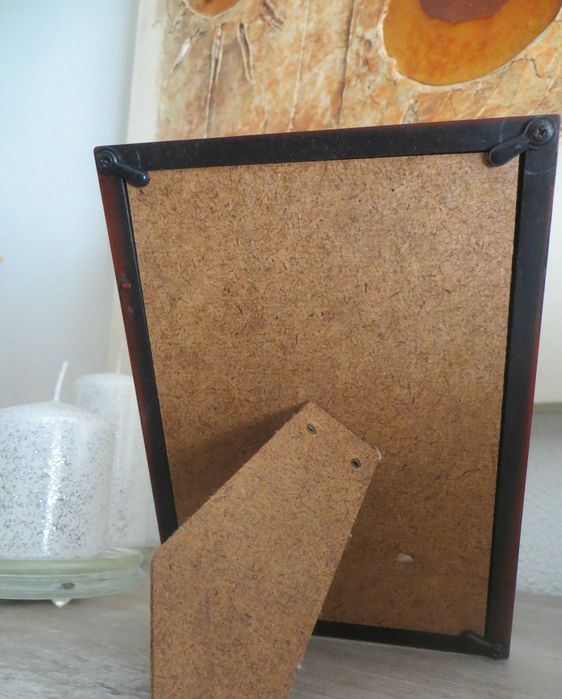 Moldura Madeira Exótica de Jalobá orlada a ouro velho e vidro 13X18 cm