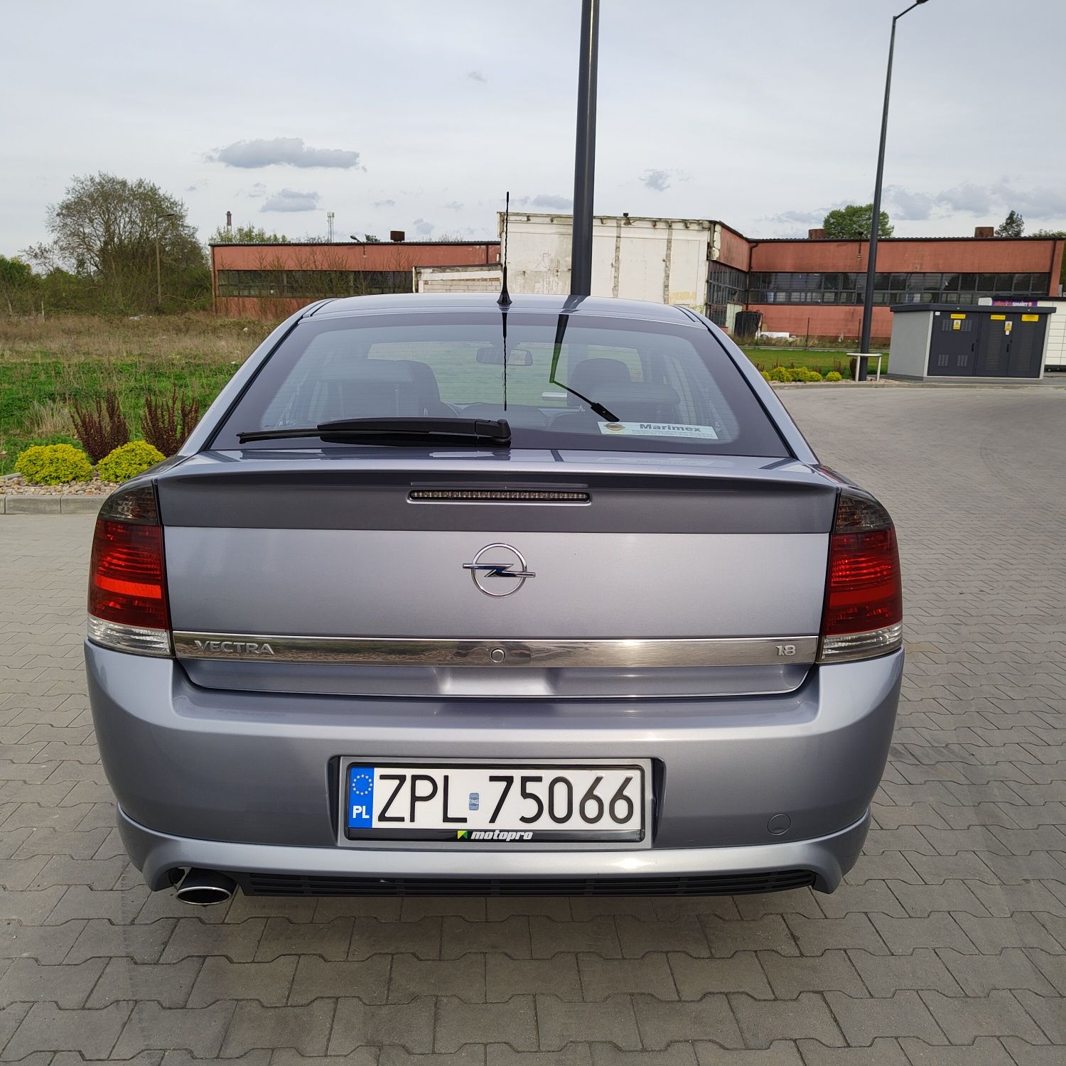 Opel Vectra C OPC Line 1.8 140km rok 2008 niski przebieg