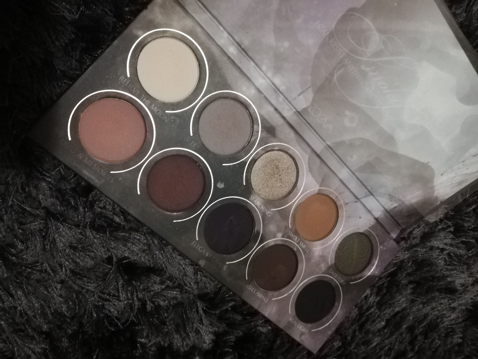 ZOEVA SMOKY EYESHADOW Paleta 10 cieni do powiek