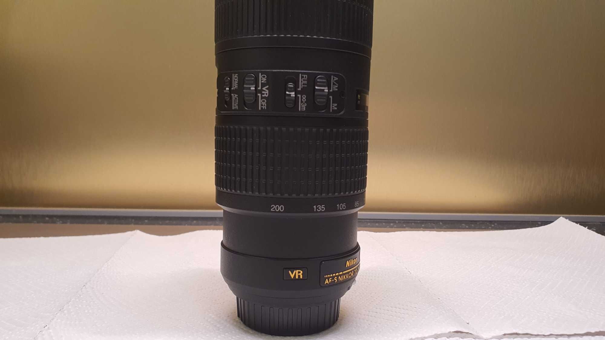 Nikon AF-S 70-200mm f/4 G ED VR sam zobacz