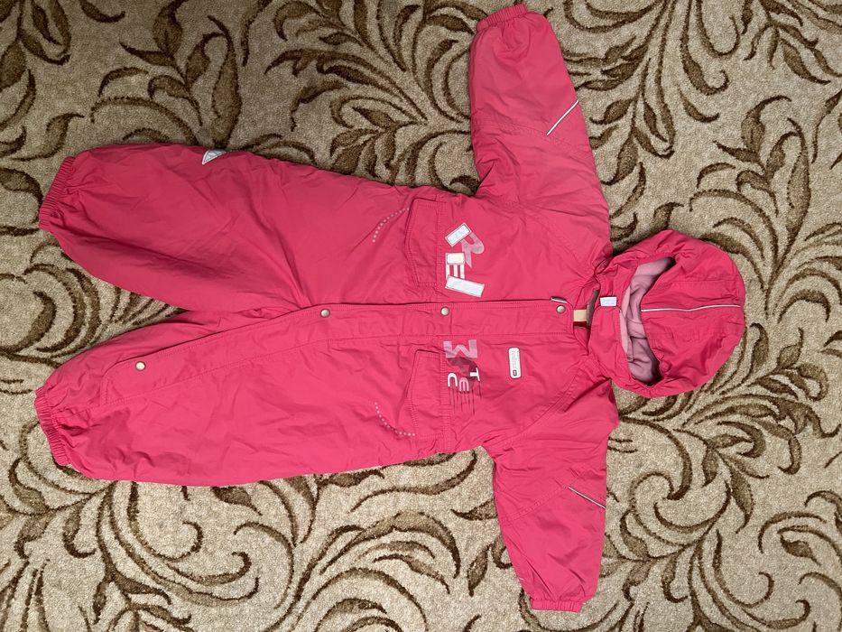 Продается деми комбинезон Reima