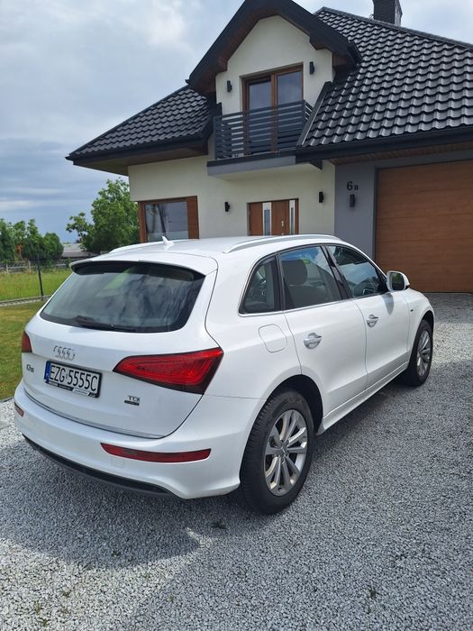 Audi Q5  2.0 TDI 190 KM  QUATRO  S-line  Salonowa