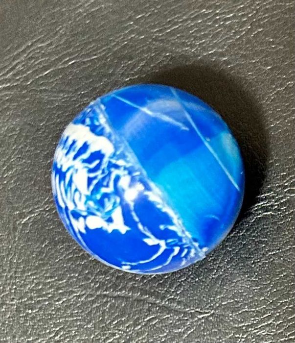Bolas saltitonas