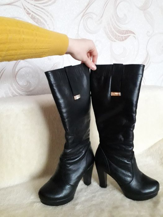 Зимове шкіряне взуття жіноче