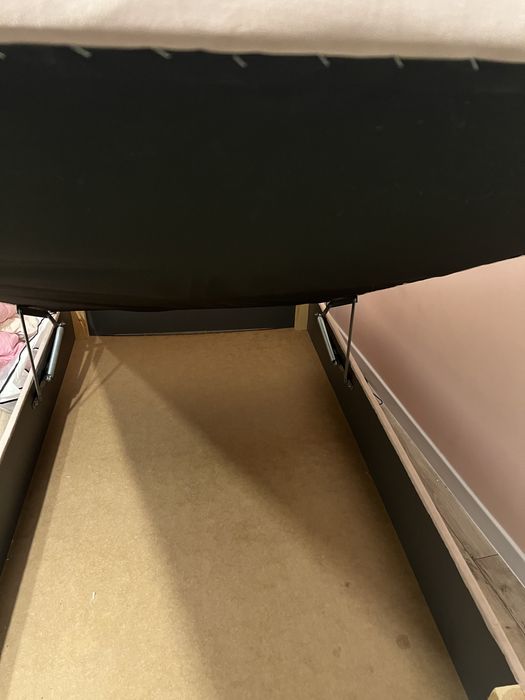 Śliczne łóżko rozm  120x 200cm