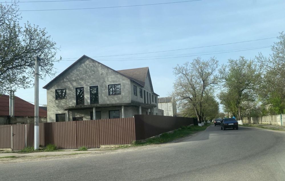 Продам Дом , Здание в центре города