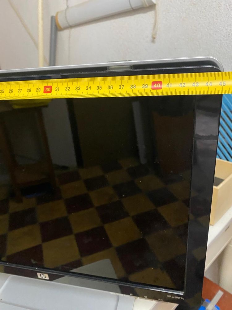 Monitor HP w1907v bom estado