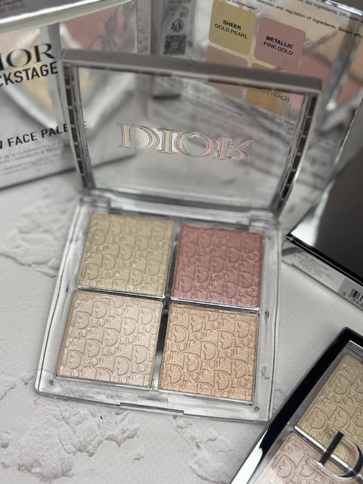 Палєтка хайлайтер палетка Dior 004