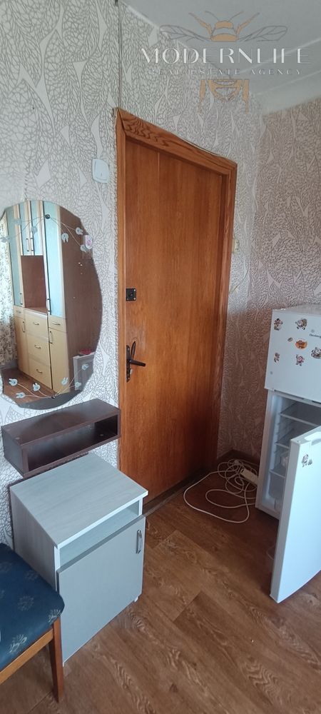 Продаж кімнати в комунальній квартирі бульвар Ярослава Гашека 4