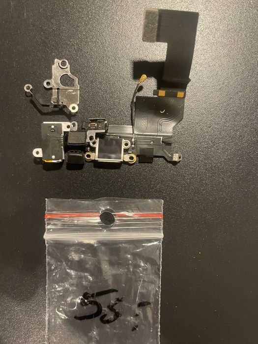 iPhone 5SE 1.gen taśma dolna port ładowania jack biały oryginalna