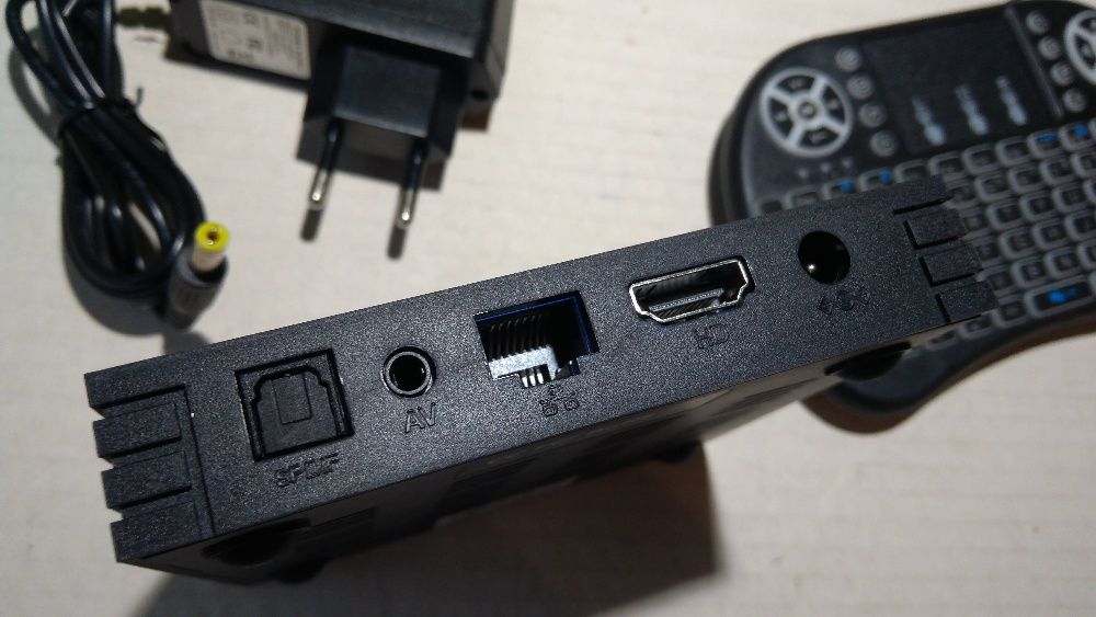 Nowy SMART TV Box 4GB 64G Internet w Telewizorze+KLAWIATURA i8 wi-fi