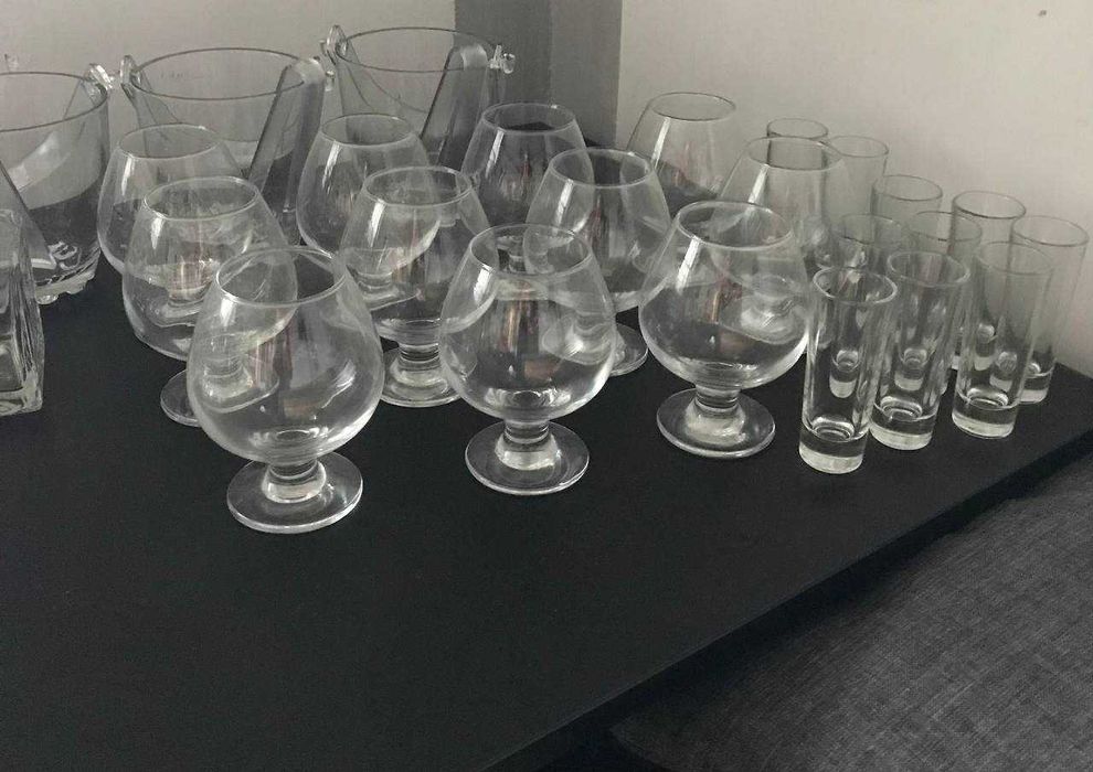 Продам посуд (бокали, графіни, відерка для льоду та інше)