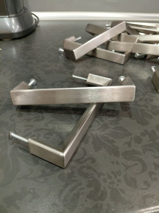 Uchwyty / Rączki do mebli