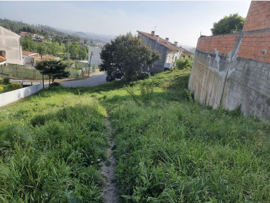 Terreno para construção de moradia com Projecto aprovado