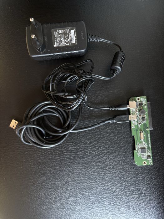 Зчитувач ssd та hdd дисків