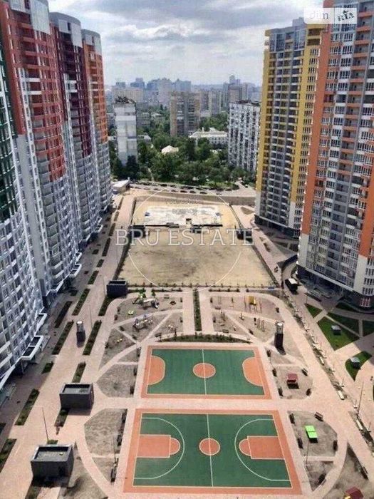 Продам 3к видову квартиру в ЖК Каховський Лівобережна