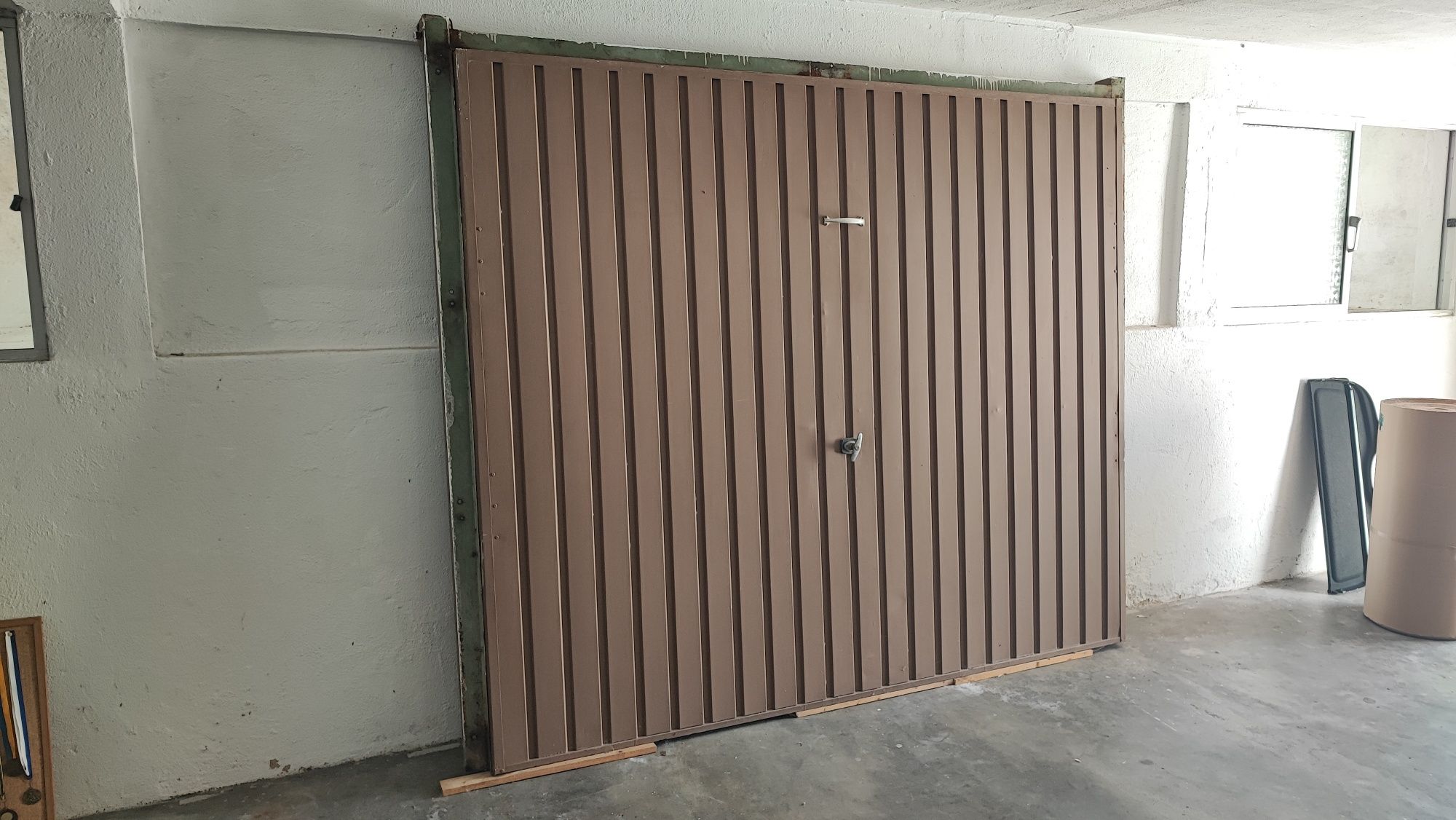 Portão de garagem + porta