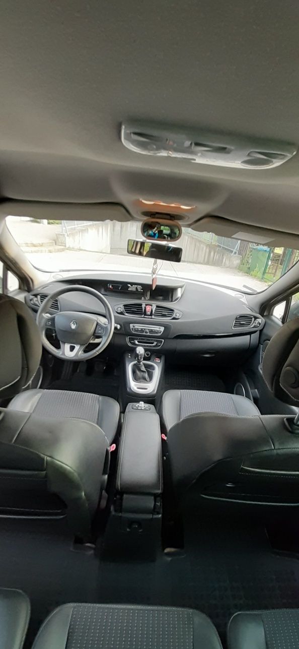 Renault grand scenic 3. 2011rok