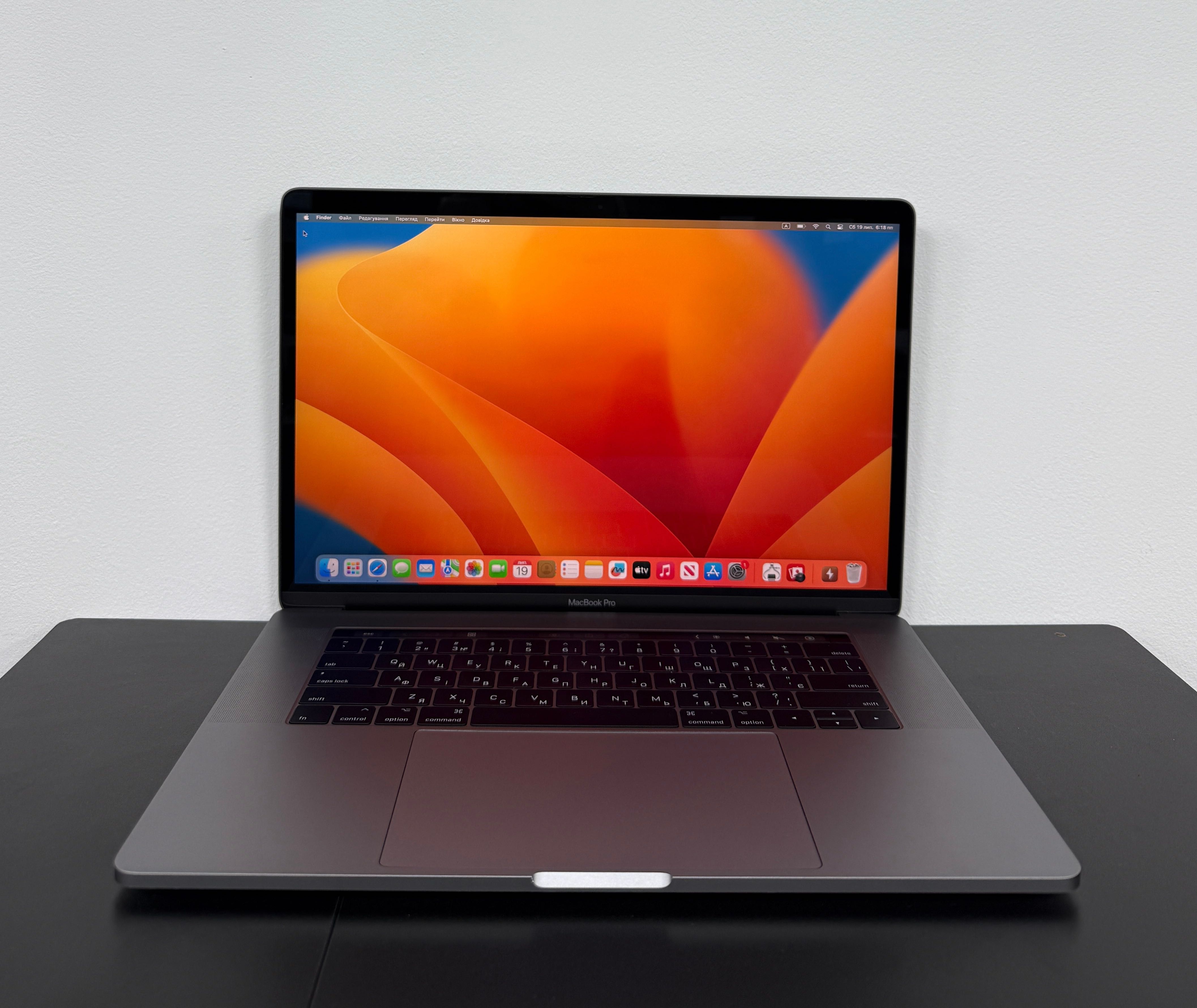 MacBook Pro 15,4 2017 (i7/ 16gb/ 256 SSD/ AMD- 2gb) Гарантія . 22592SV