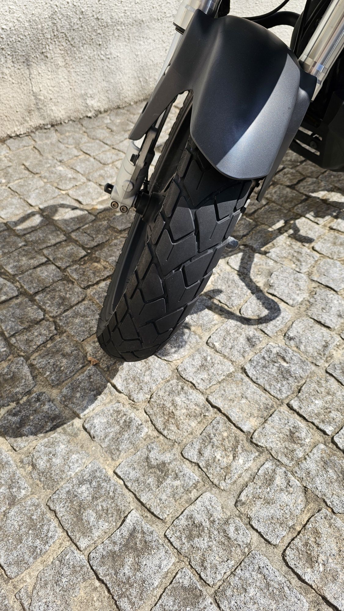 Moto Vortex RX1 2020 • 9.000 km • Laranja • Extras