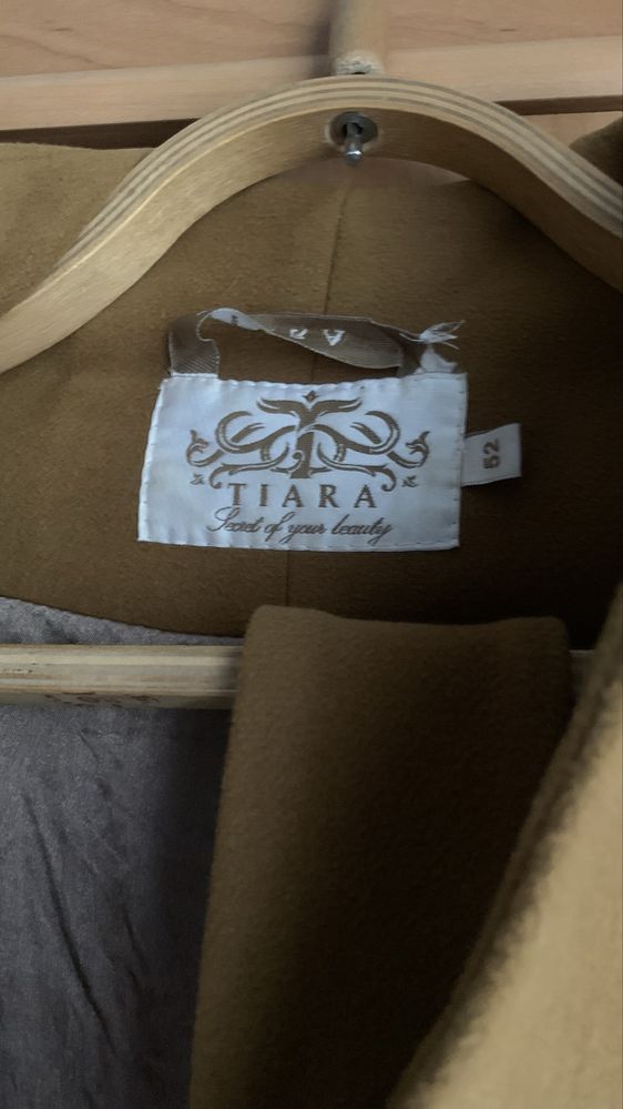 Пальто TIARA 52 розмір