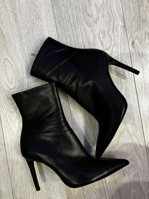 Ботінки Zara чорні