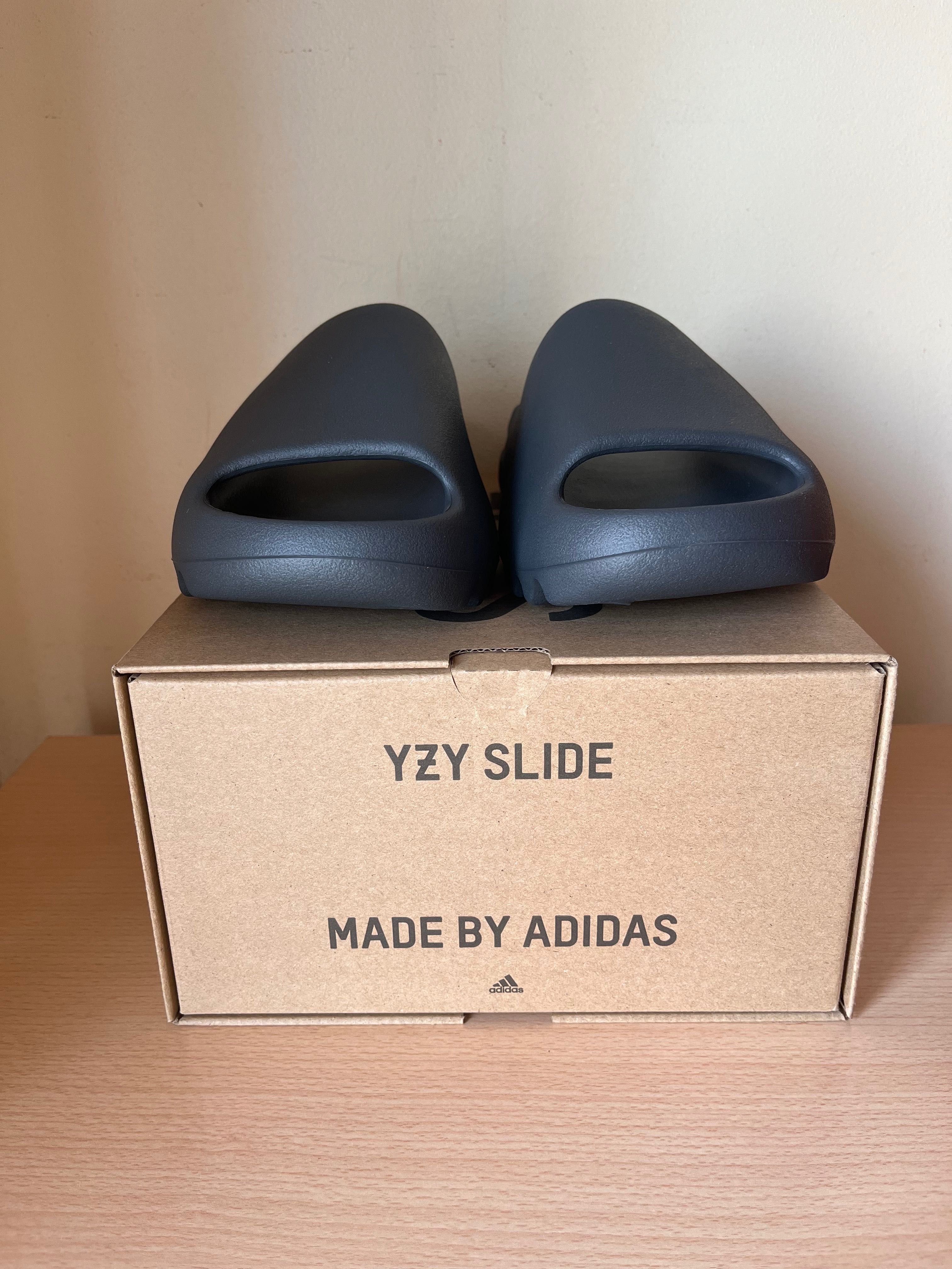 Yeezy Slide Granite