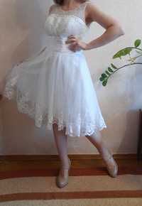 Платье свадебное выпускное нарядн снежинка белое жемчуг