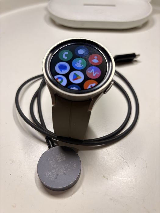 Galaxy Watch 5 pro - cinzento