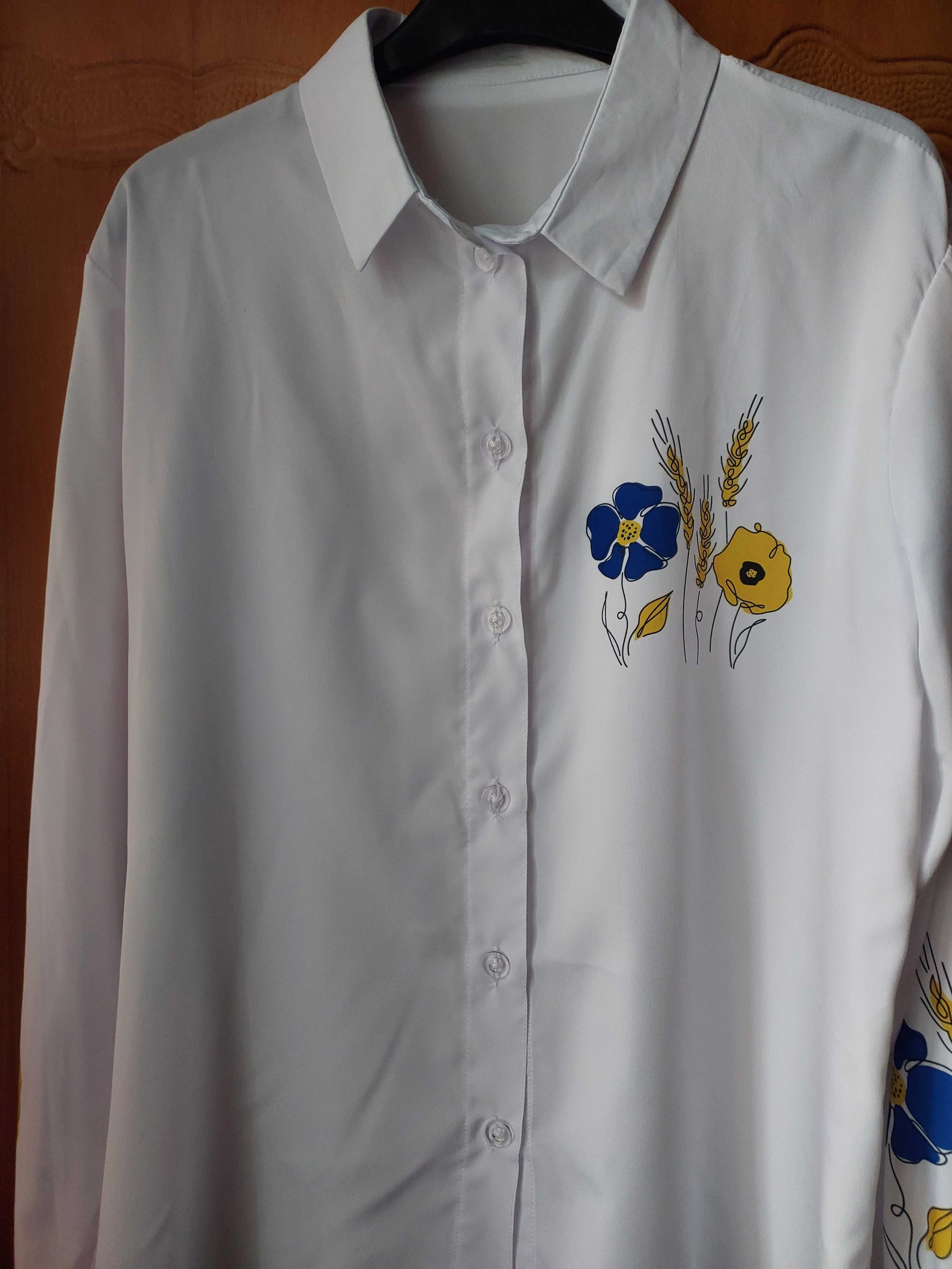 Блуза-сорочка з патріотичним принтом великого розміру