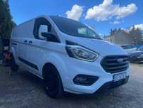 Ford TRANSIT CUSTOM  L2H1/130Koni/Automat/Navi/Parkt/przod/tył/Led/Bezwypadkowy/Vat 23%