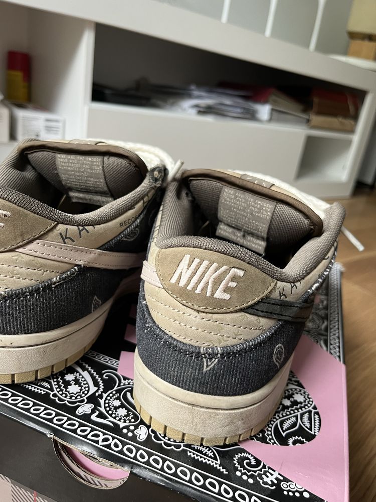 Nike SB Dunk Low Travis Scott