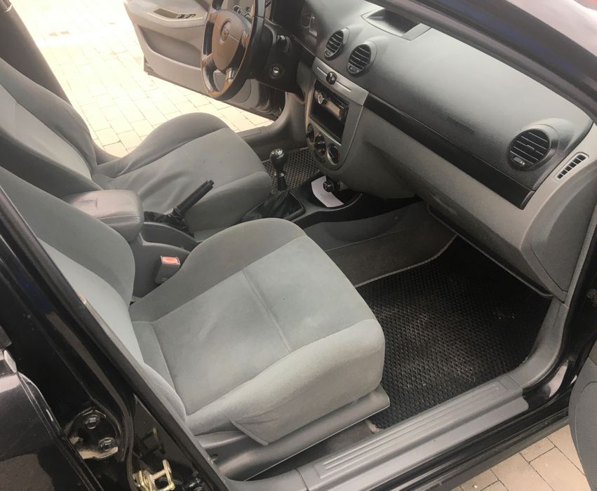 Шевроле Лачетті Chevrolet lacetti два підкраси