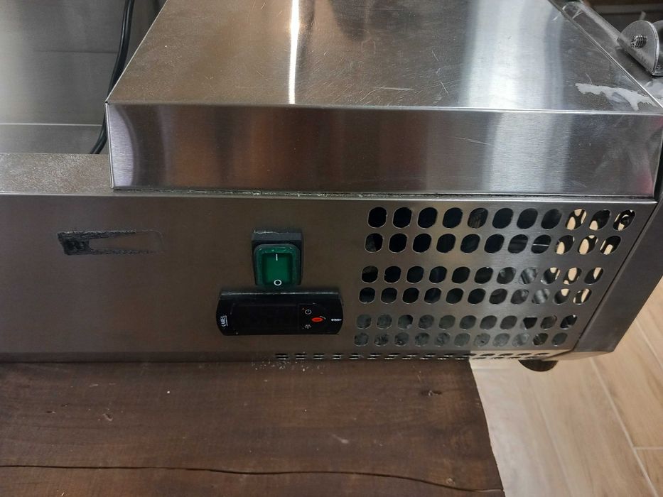 Nadstawka chłodnicza uszkodzona 6xGN