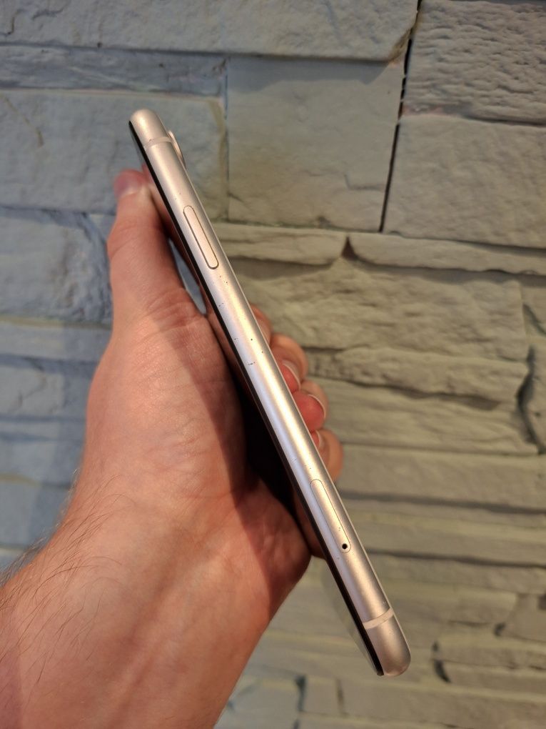 iPhone Xr / Biały / Stan Bardzo Dobry
