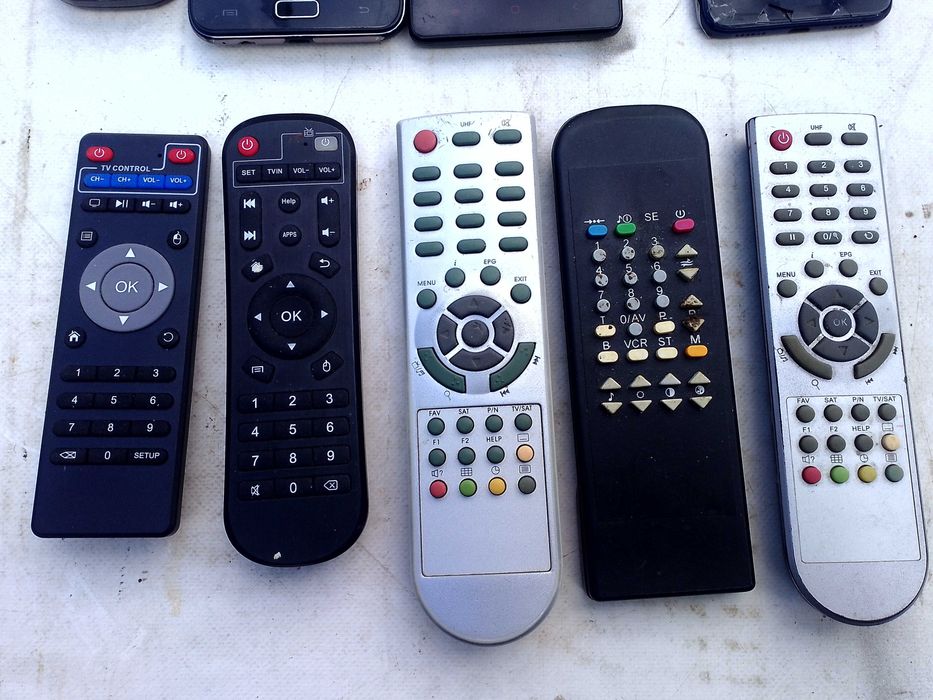 ПК аксессуары,клавиатуры, мыши, шнуры,пульты, телефоны,