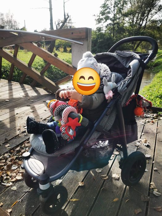 Jolie spacerówka pompowane koła plus dodatki
