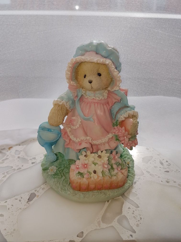 Figurka z kolekcji Cherished Teddies Mary