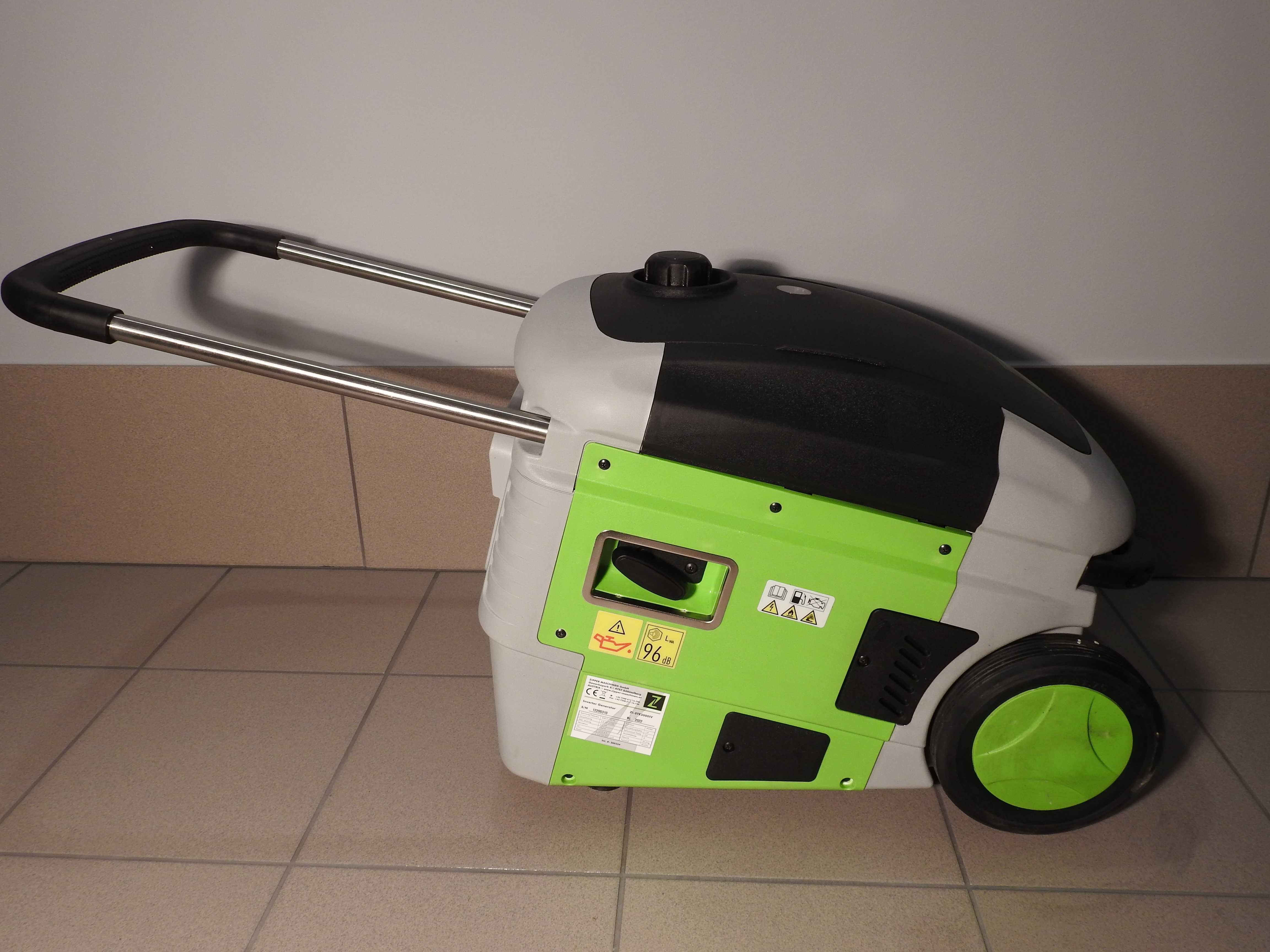 Agregat prądotwórczy Zipper, generator Inverter 3000W 2 x 230V, 1 USB