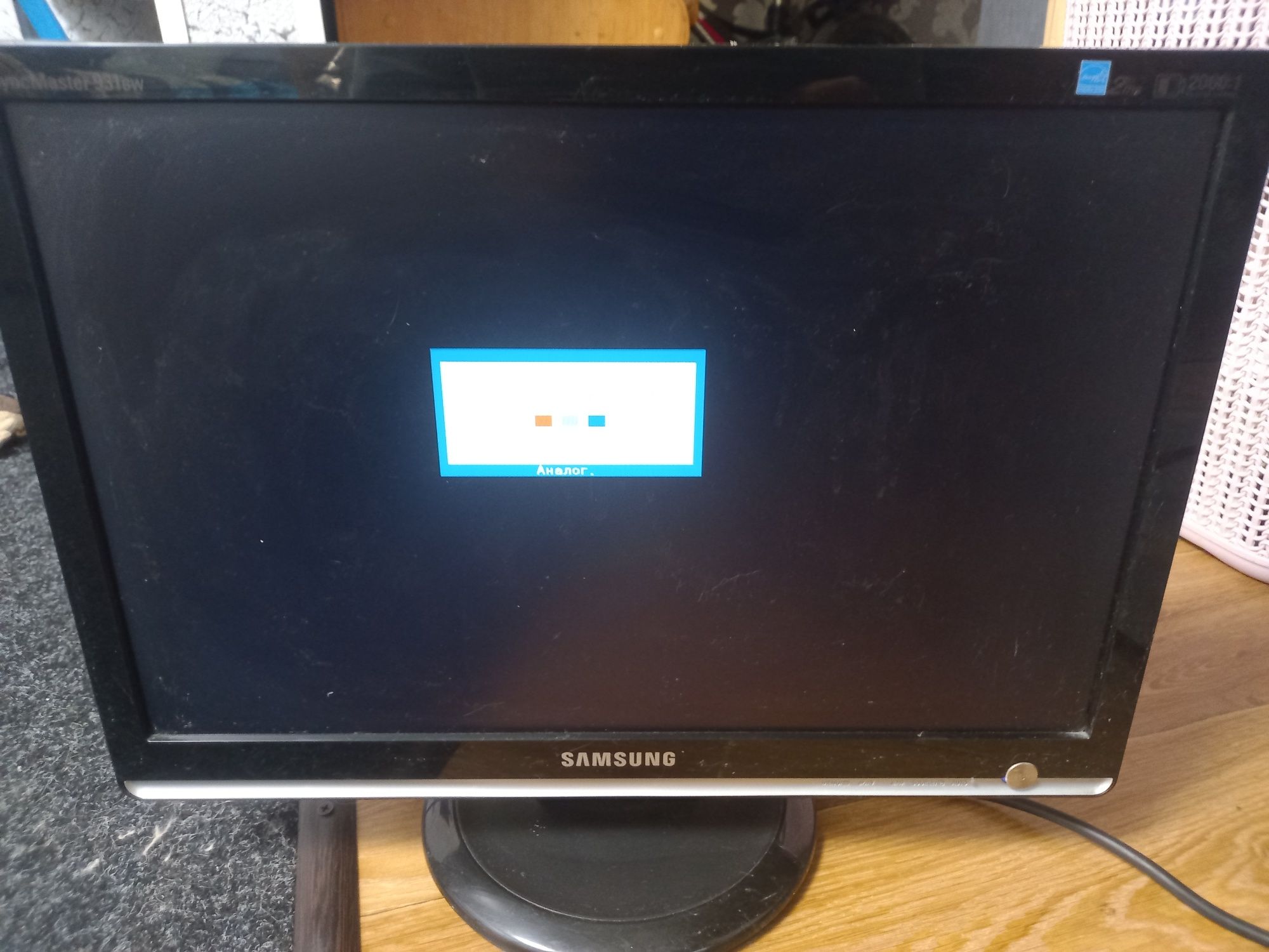Продам монитор samsung 19 дюймов.