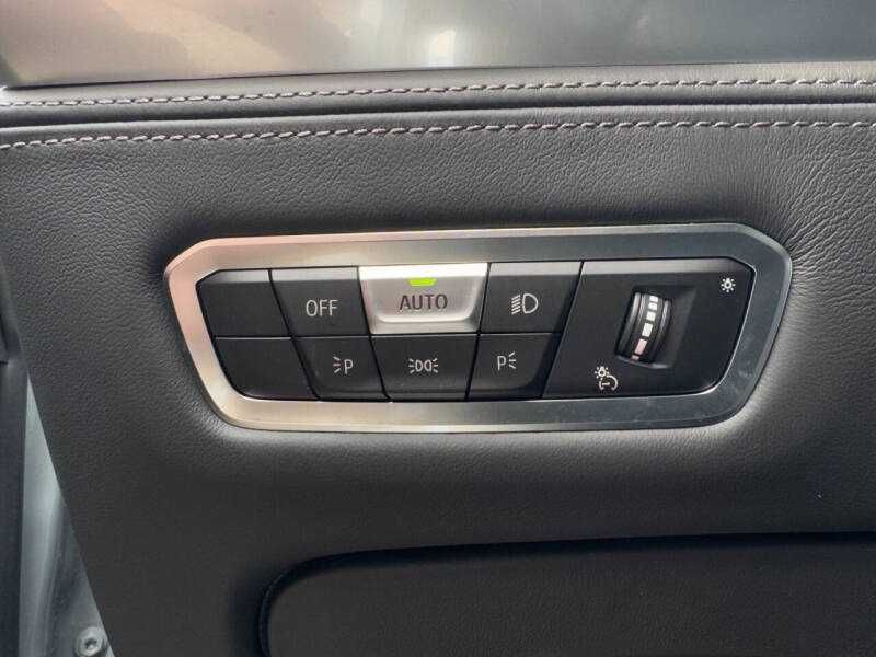 2023 BMW X7 M50I