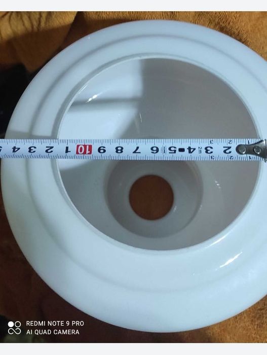 Stary duży klosz szklany do lampy typu naftowej biurkowej do kuchni