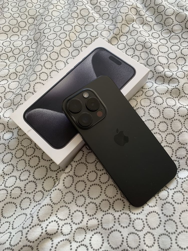 Iphone 15 pro 128gb czarny idealny stan !
