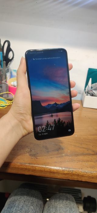 Продам Honor 9x 4/128 гб