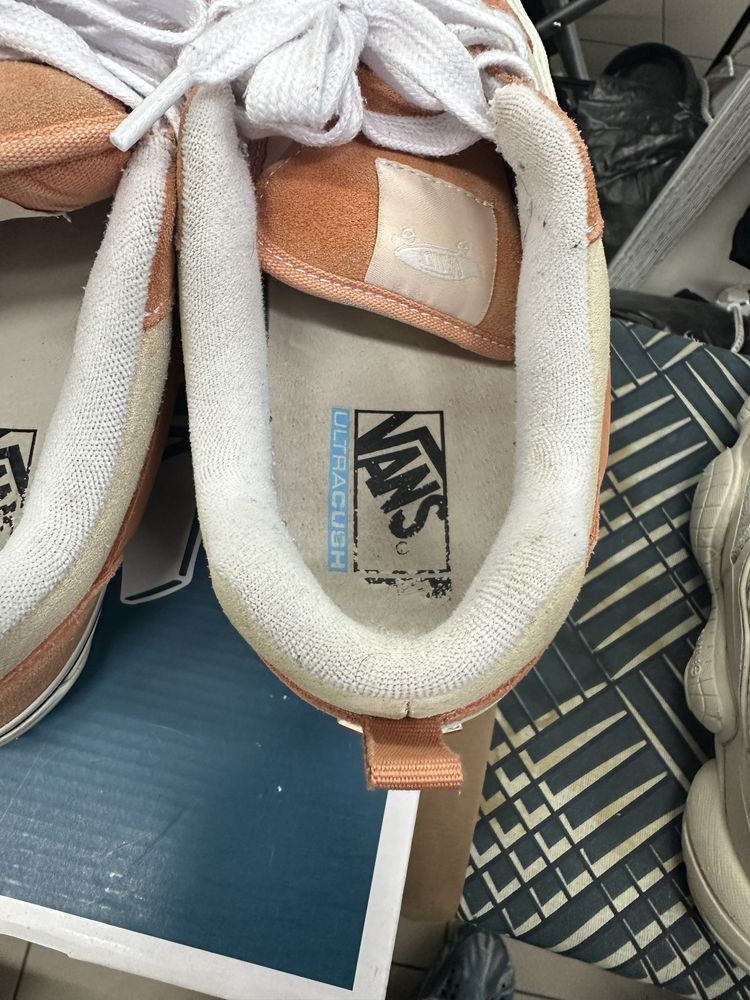 Vans vault knu skool