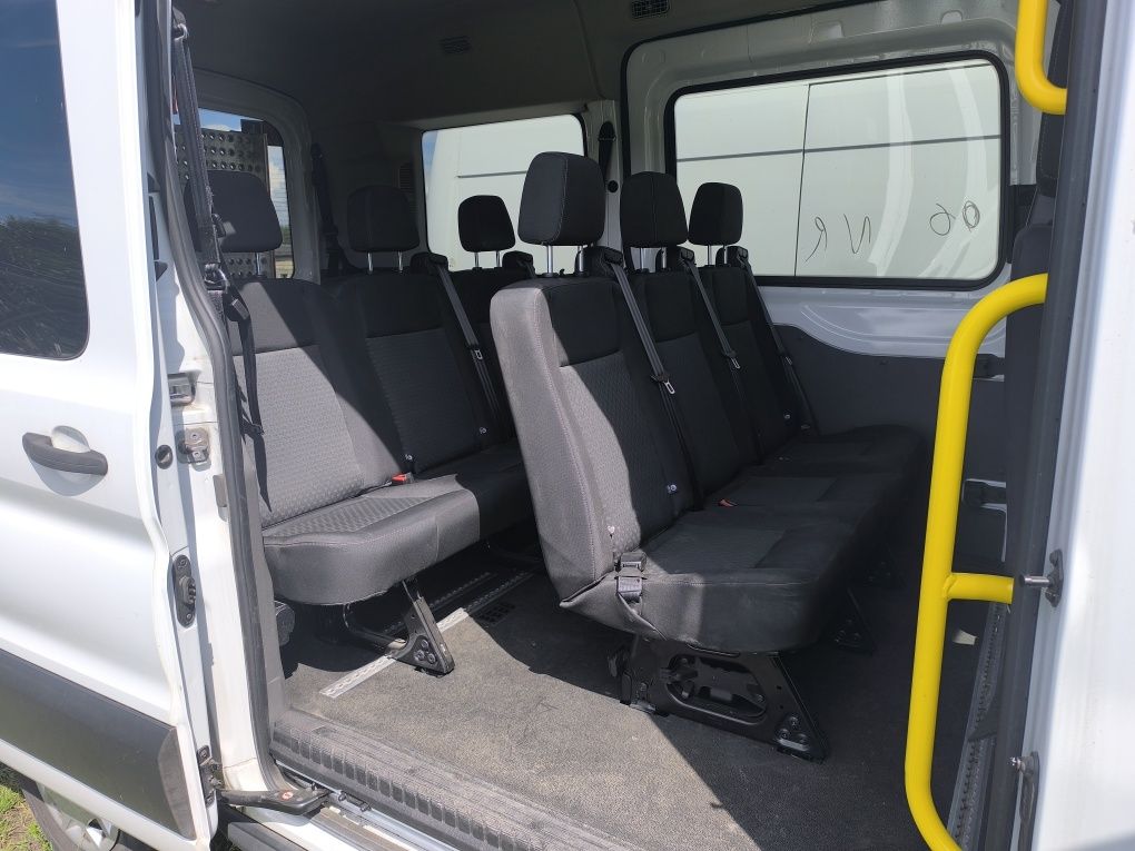 Ford Transit 9-osobowy specjalny dla osób niepełnosprawnych