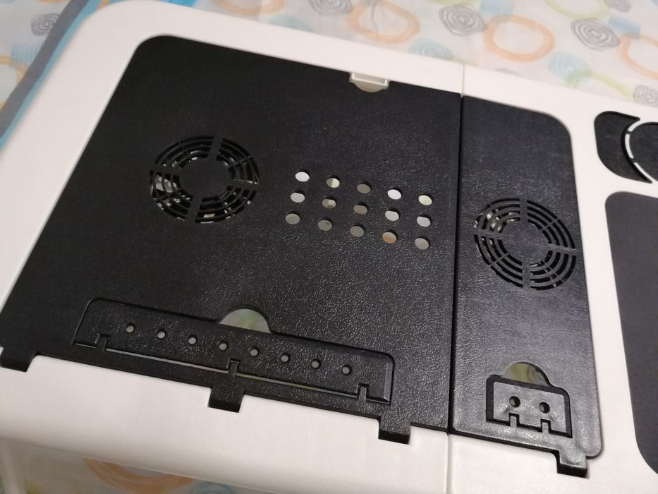 Mesa para PC dobrável